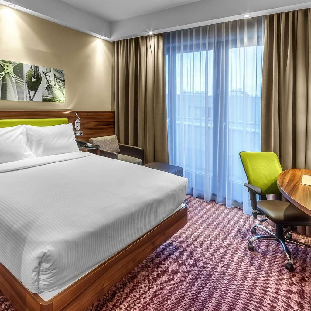 Hampton By Hilton Swinoujscie Hotel Room photo