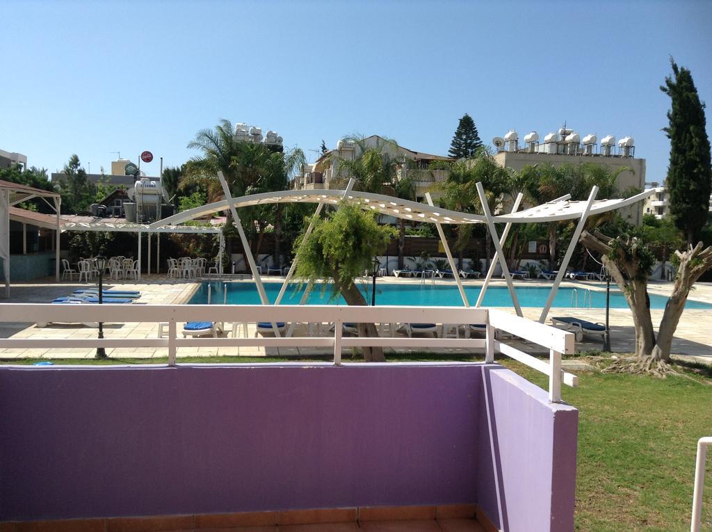 Valana Hotel Apartments Limassol Exterior photo