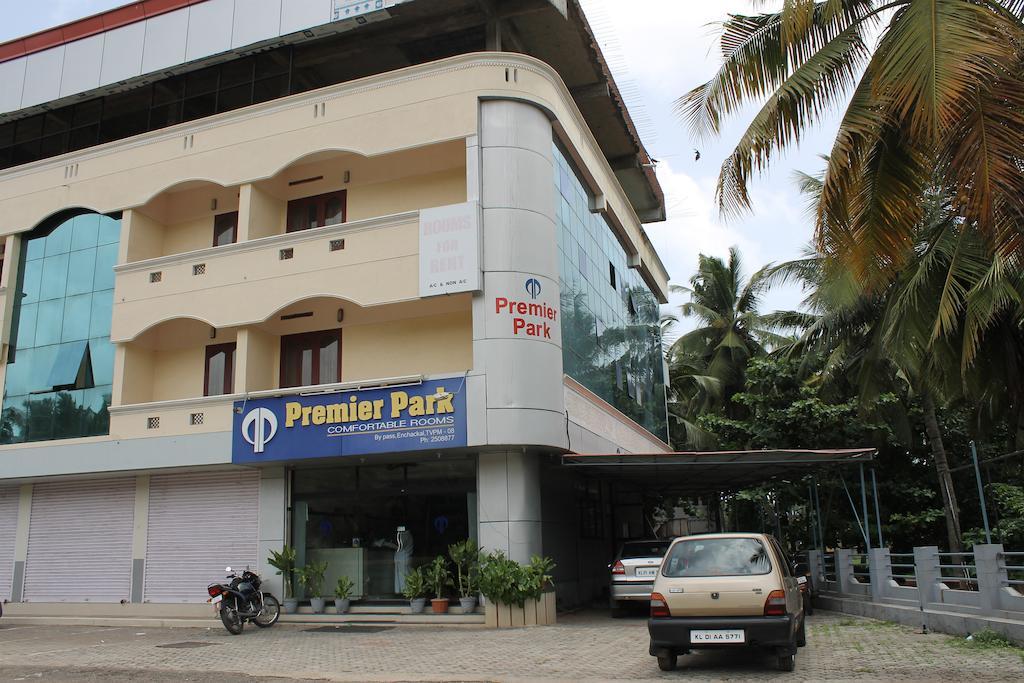 Premier Park Hotel Thiruvananthapuram Exterior photo