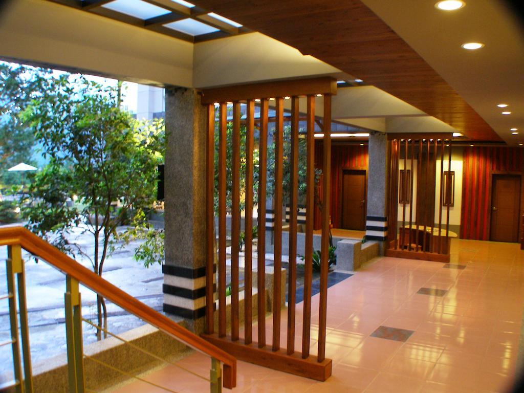 Zen And Pine Resort Shuili Exterior photo