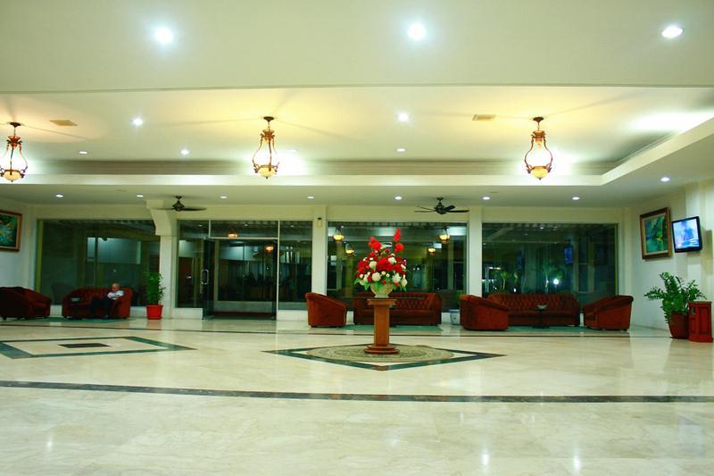 Grage Horizon Hotel Bengkulu Exterior photo