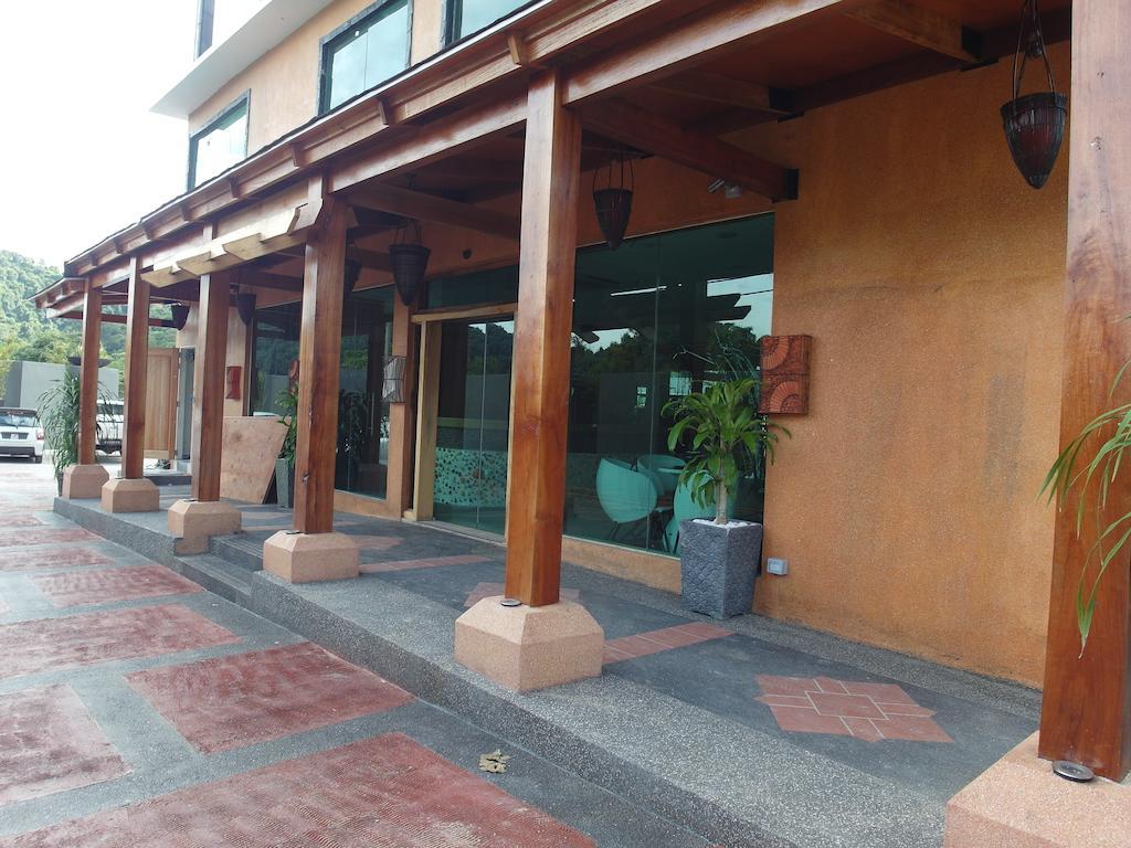 Airis Sanctuary Resort Langkawi Exterior photo