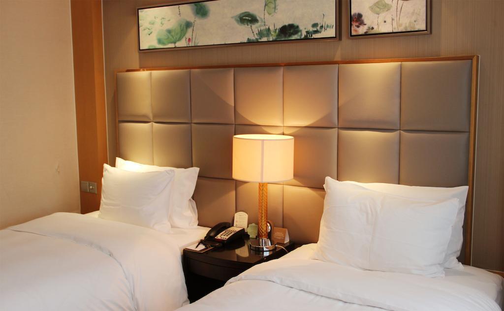Chengdu Minya Hotel Room photo