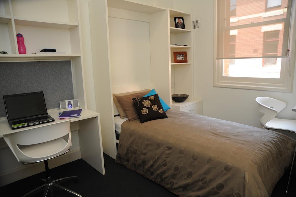 Yarra House Hostel Melbourne Room photo