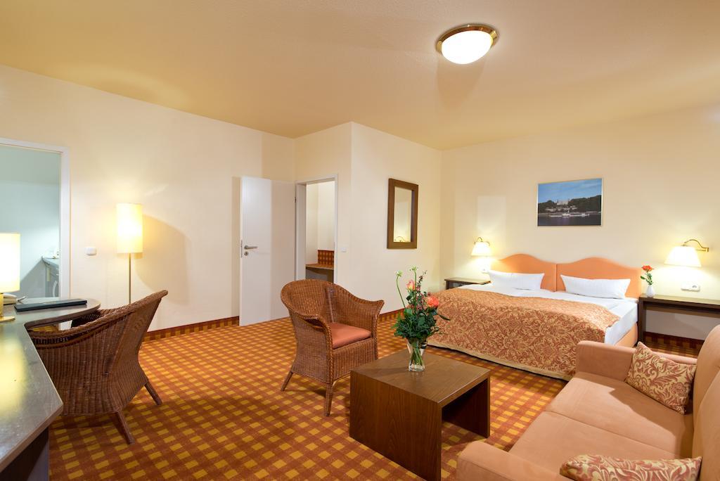 Hotel Prinz Eugen Dresden Room photo