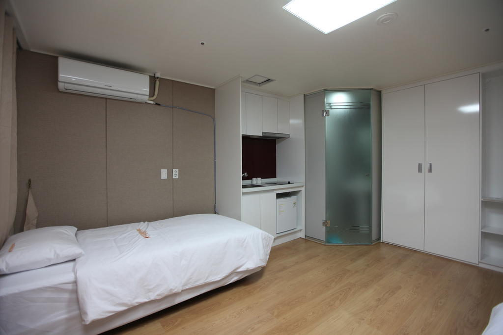 Easy Residence Hotel Suwon Room photo