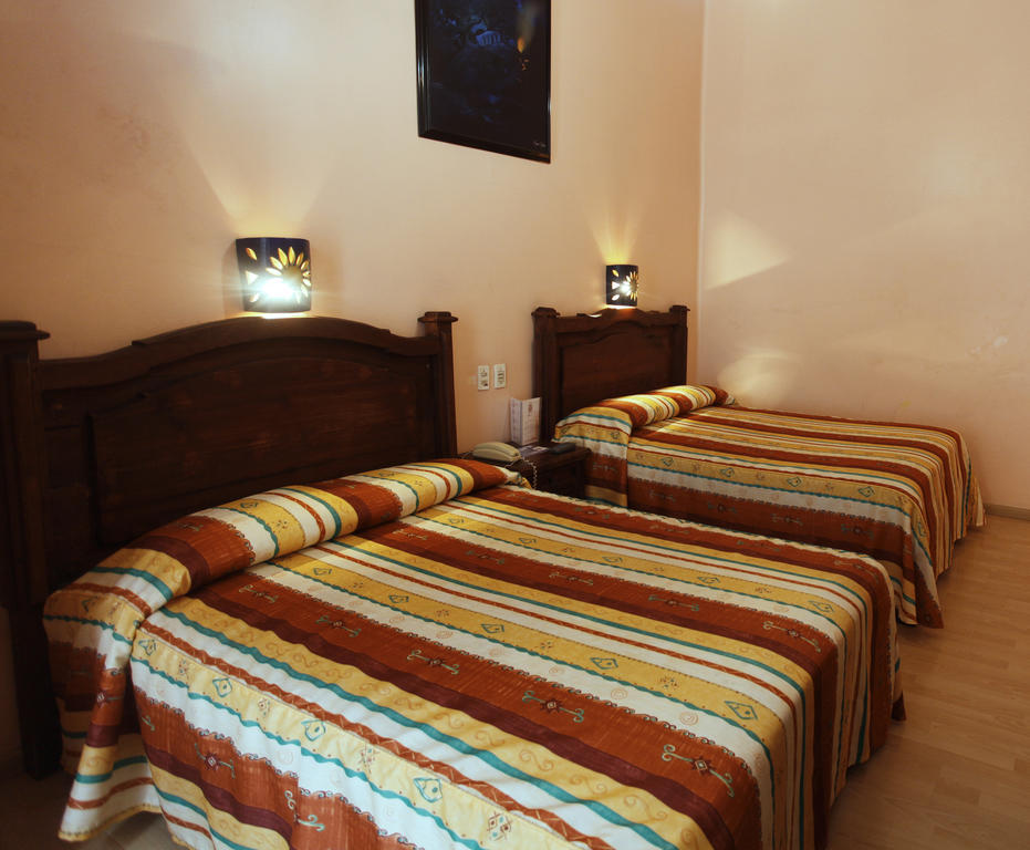 Hotel Imperial Puebla Room photo