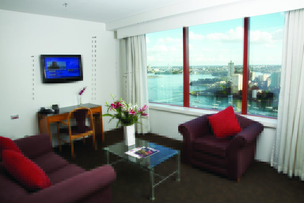 Vibe Hotel North Sydney Room photo