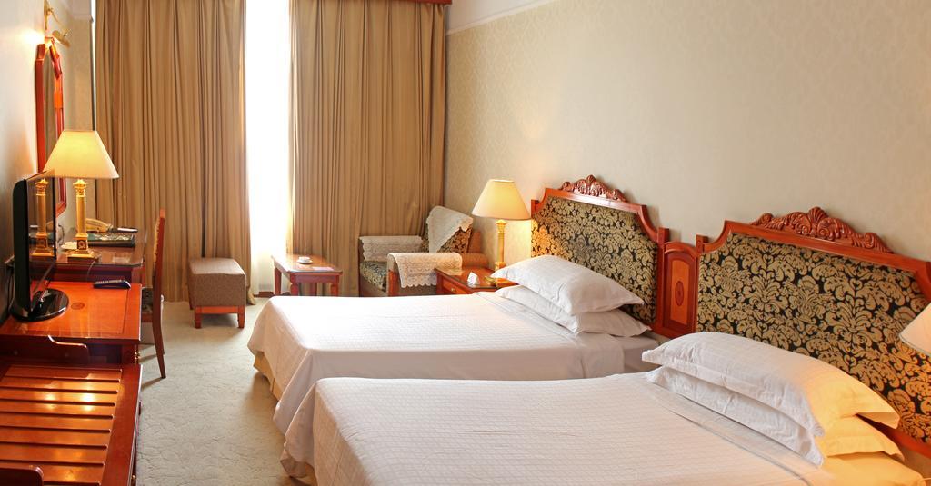 Fengleyuan Hotel Zhengzhou Room photo