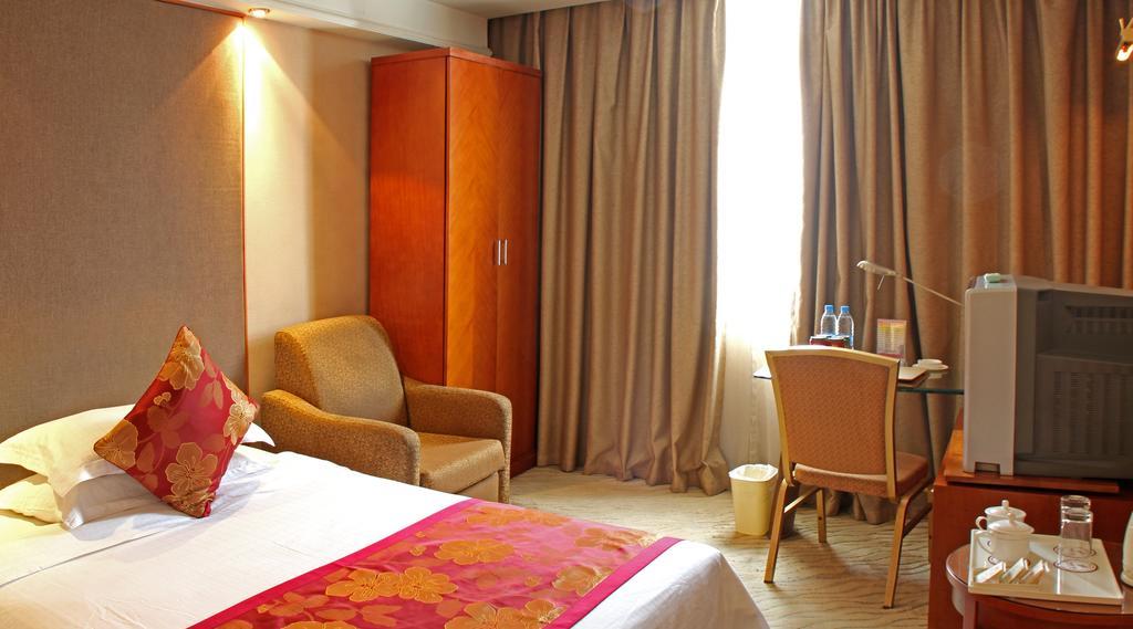 Fengleyuan Hotel Zhengzhou Room photo