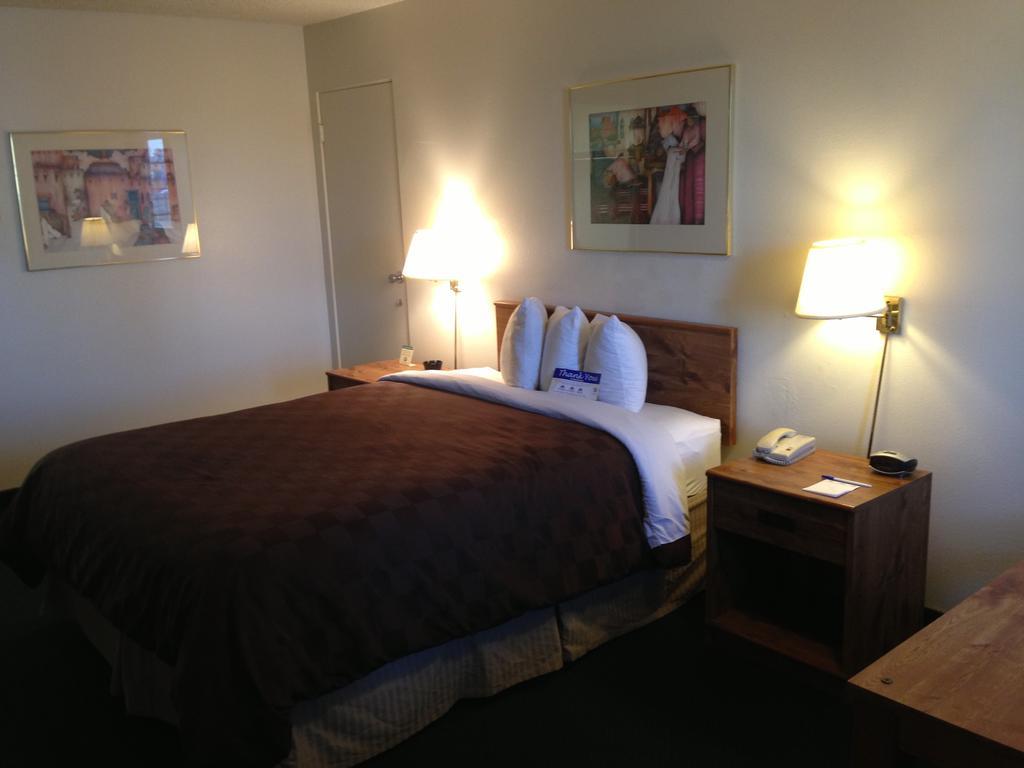 America'S Best Value Inn - Yuma Room photo