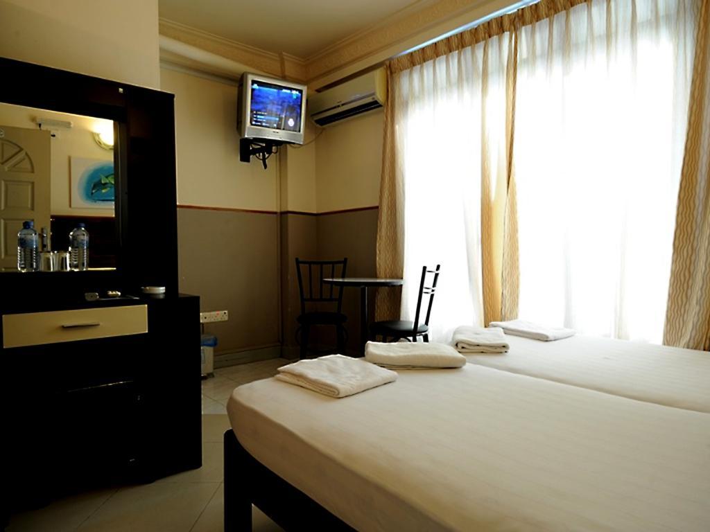 Luckyhiya Hotel Male Room photo