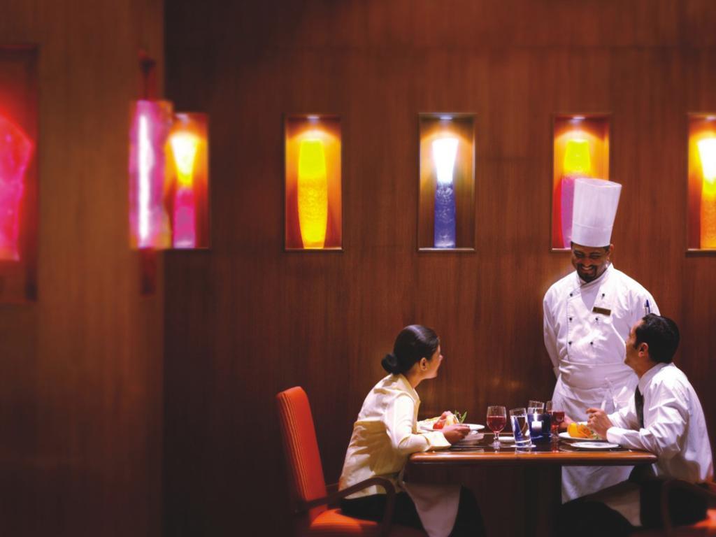 The Lalit Mumbai-Airport Hotel Restaurant photo