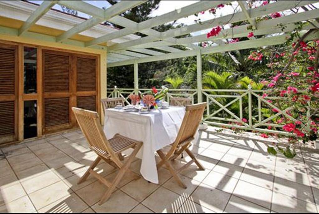 Bird Eye View Apartment Montego Bay Room photo