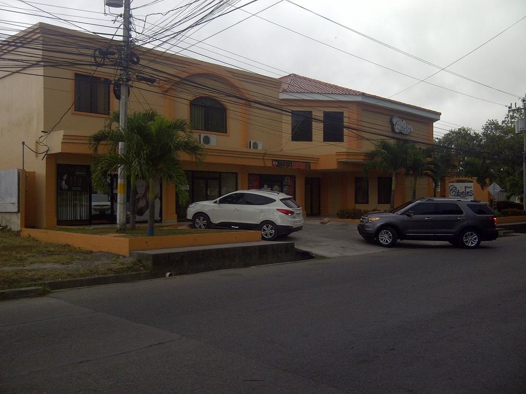 Hotel Cibeles La Ceiba Exterior photo