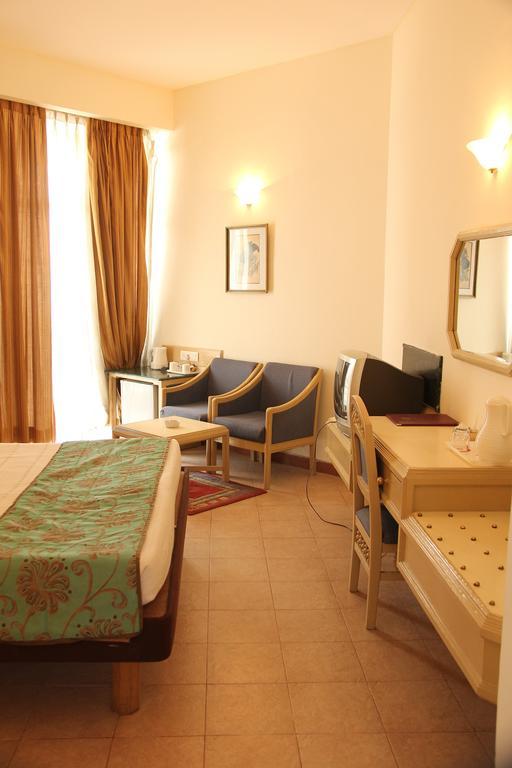 Hotel Great Value Dehradun Room photo