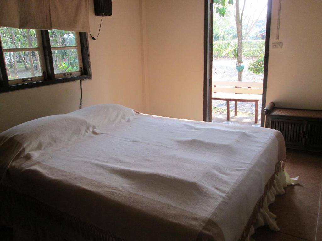 Le Bien Resort Surin Room photo