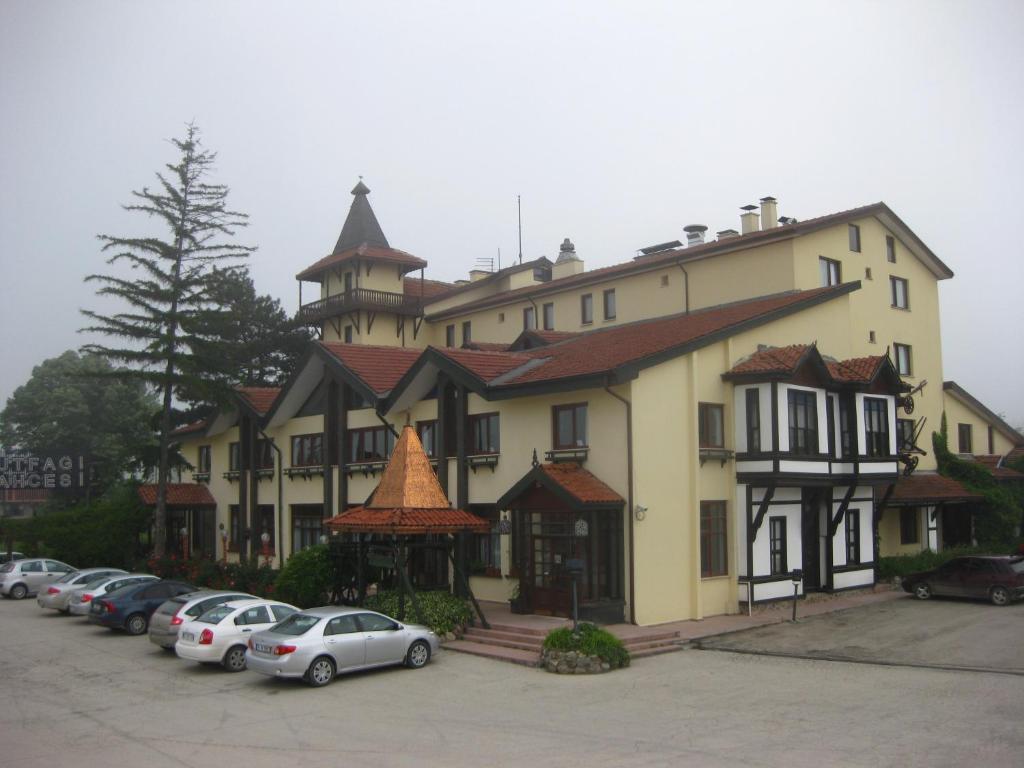 1943 Tarihi Emniyet Hotel Bolu Exterior photo