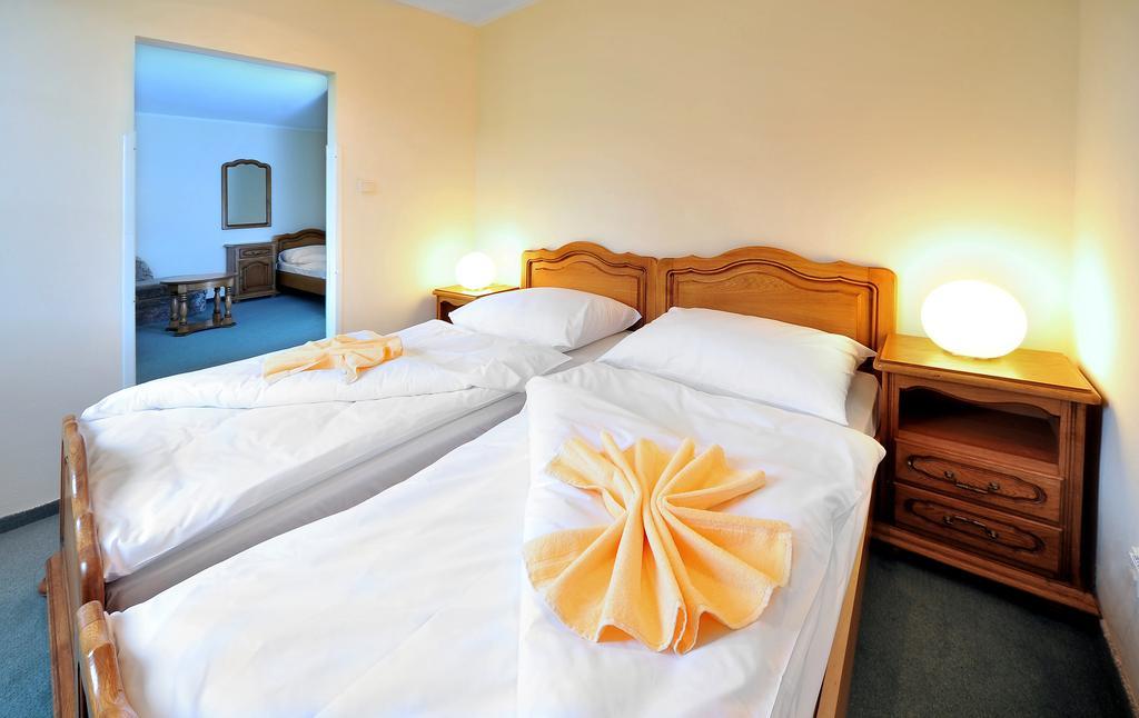 Aplend Mountain Resort Vysoke Tatry Room photo