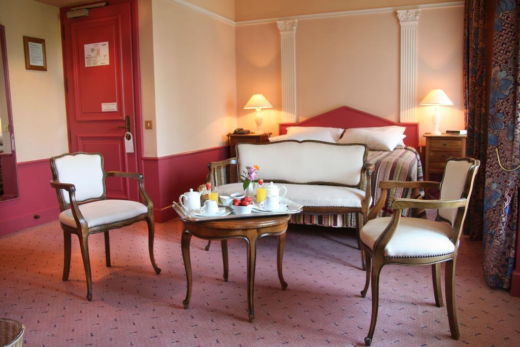 Le Cedre De Soyons Hotel Room photo