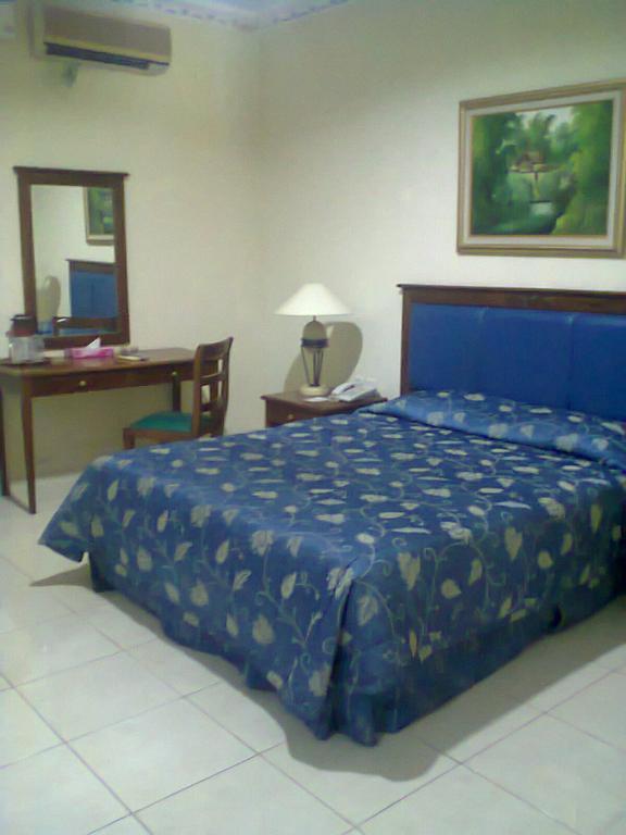 Hotel Prima Indramayu Room photo