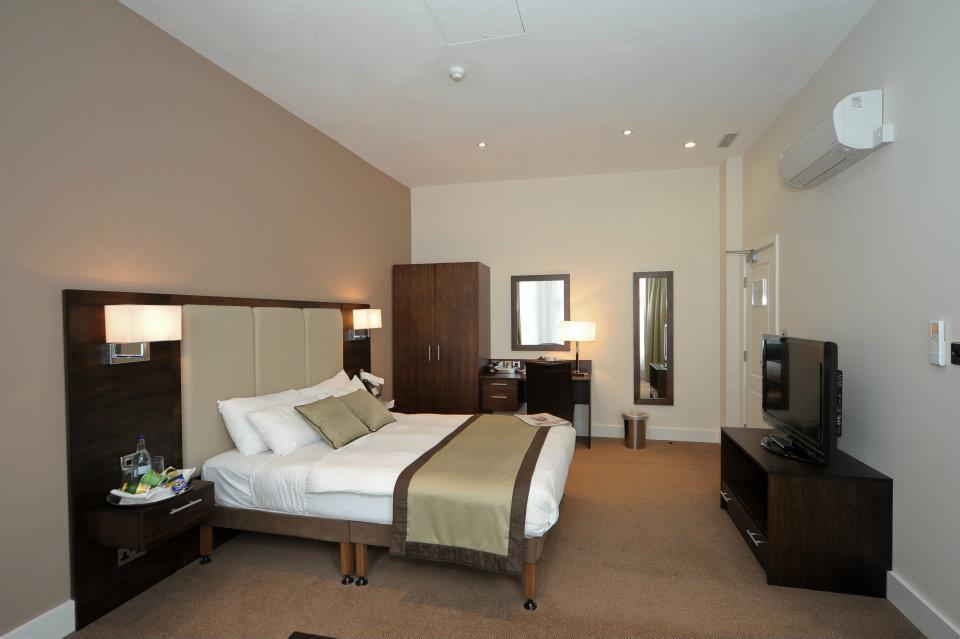Raglan Hotel Muswell Hill Room photo