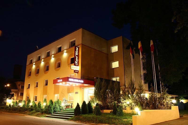 Hotel Royal Plaza Timisoara Exterior photo
