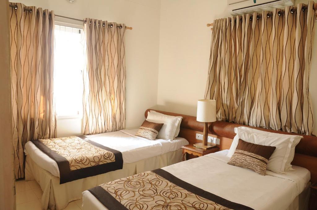 Executive Comfort Alwarpet Chennai Room photo