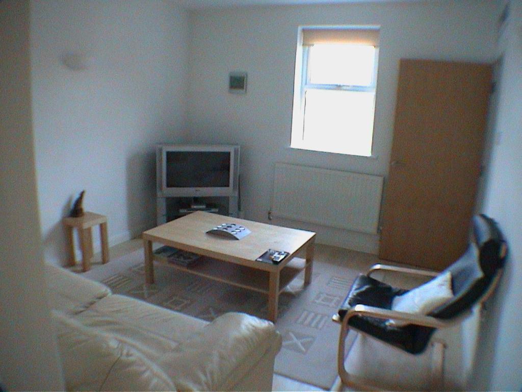 Earle House Serviced Apartments Crewe Room photo