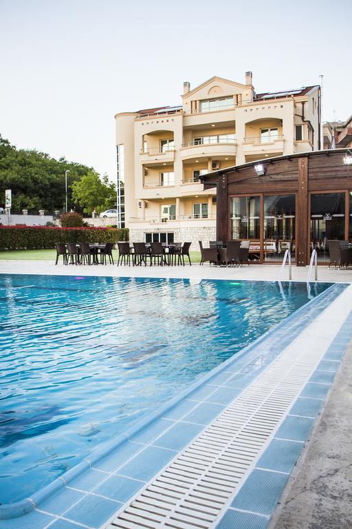 Apart Hotel Llolla Ulcinj Exterior photo