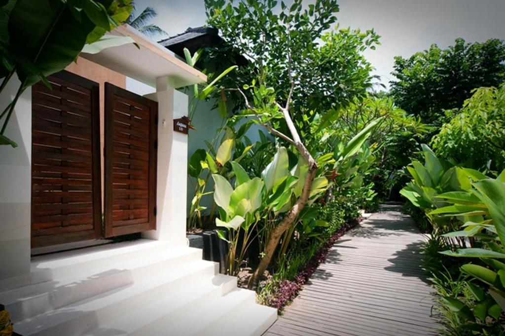 Kebun Villas & Resort Senggigi Exterior photo