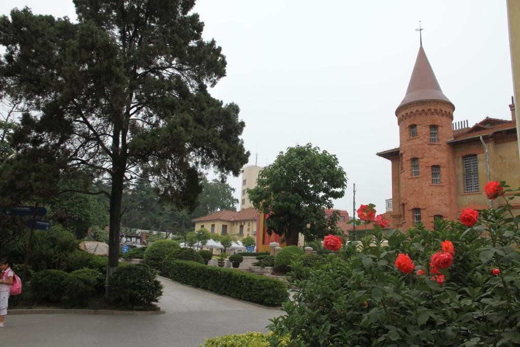 Hailong Castle Hotel Qingdao Exterior photo