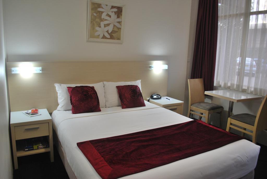 Ashfield Philip Lodge Motel Sydney Room photo