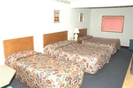 Richland Inn And Suites Room photo