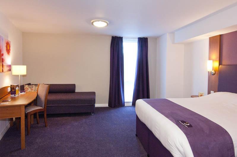 Premier Inn Bournemouth Central Room photo