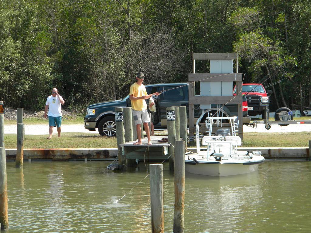 Glades Haven Cozy Cabins Hotel Everglades City Exterior photo