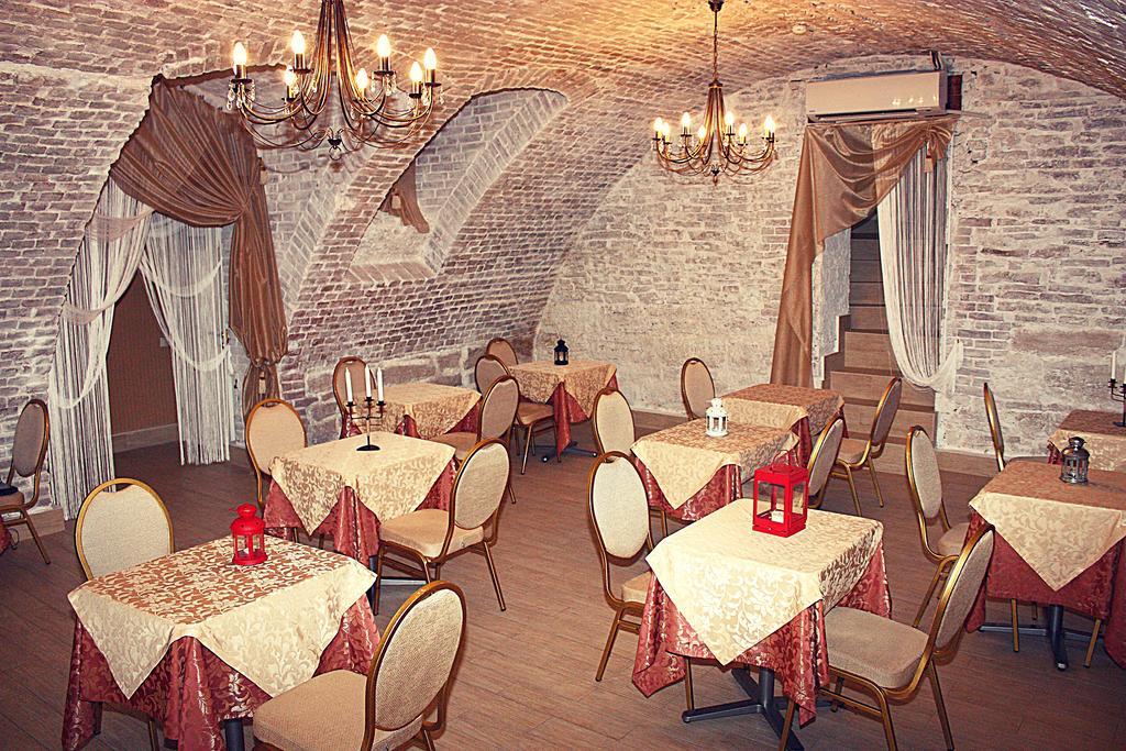 Hotel Nikolaevskiy Rostov-on-Don Restaurant photo