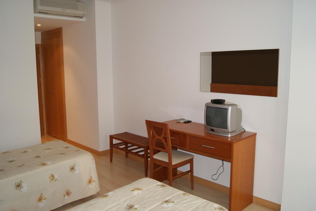 Hotel Sierra De Atapuerca Santovenia De Oca Room photo