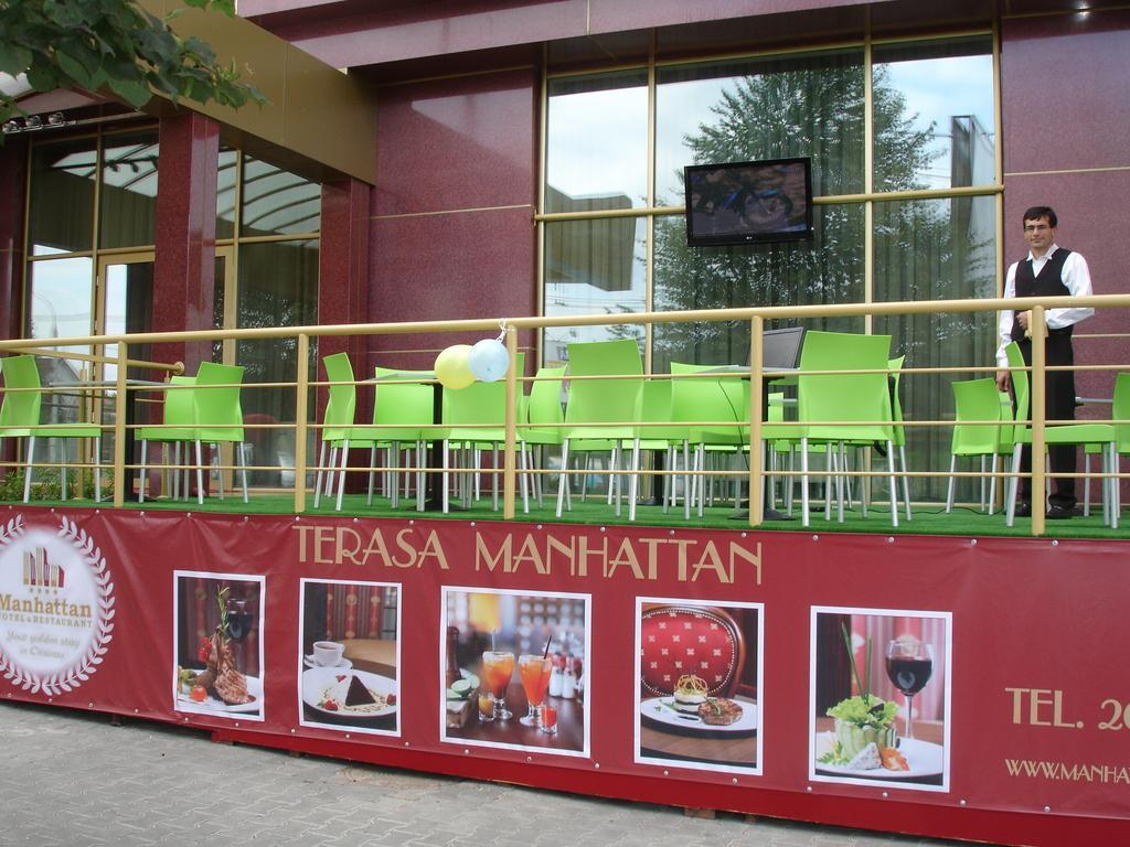 Manhattan Hotel & Restaurant Chisinau Exterior photo