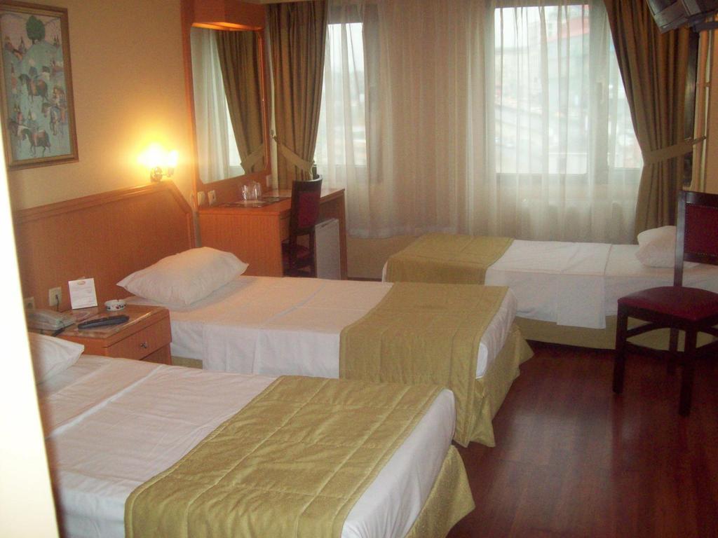 Hotel Santa Pera Istanbul Room photo
