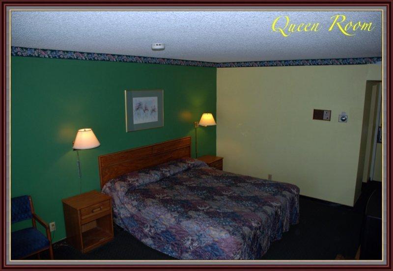 Budgetel River Inn Motel - Redding Room photo
