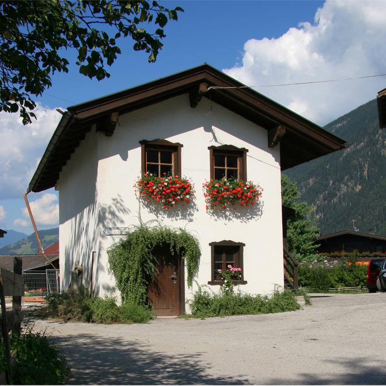 Landhotel Rauchenwalderhof Mayrhofen Exterior photo