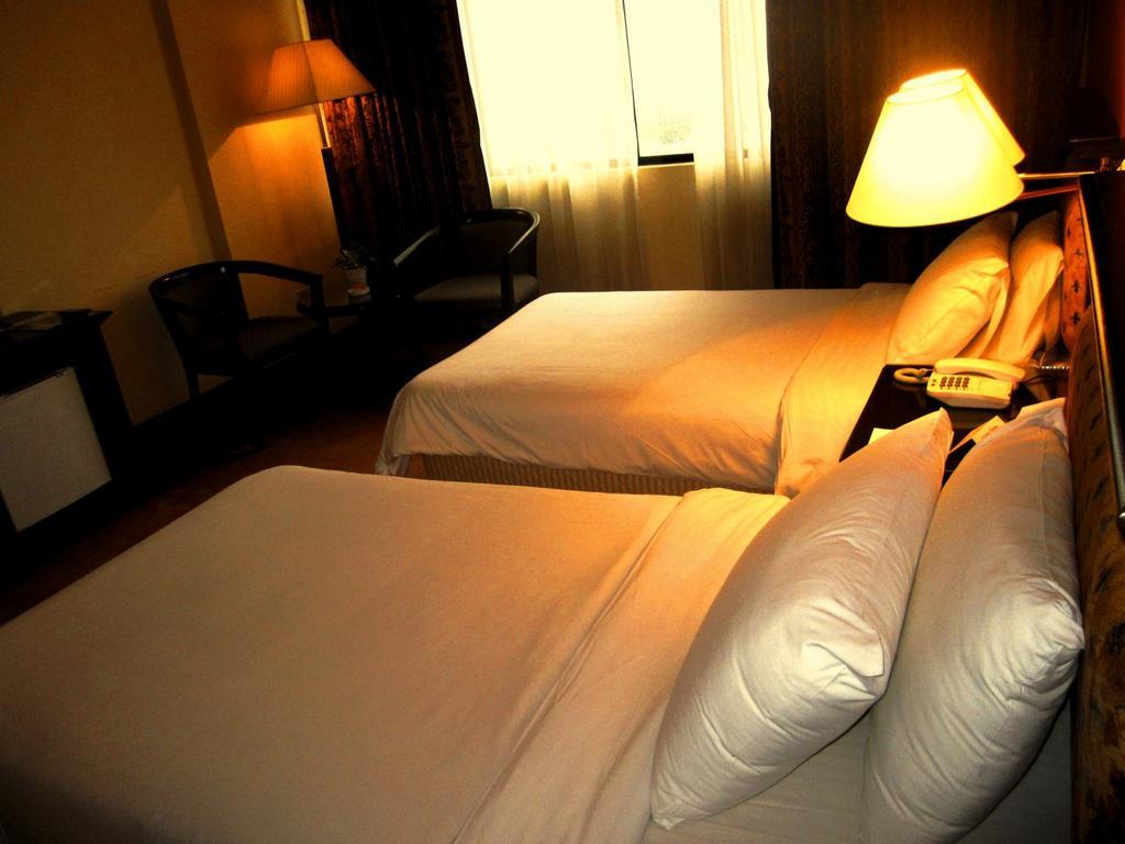 Kuala Lumpur International Hotel Room photo