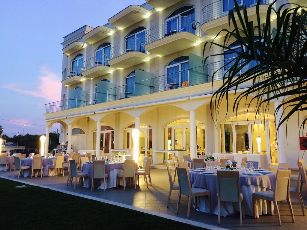 Hotel Vespucci Porto Cesareo Exterior photo