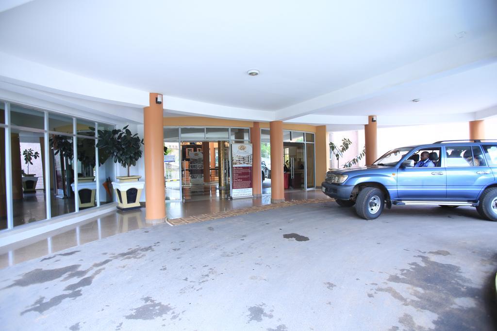 Lemigo Hotel Kigali Exterior photo