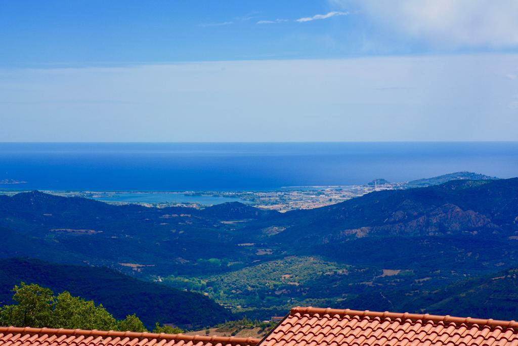 Hotel Villa Selene Lanusei Exterior photo