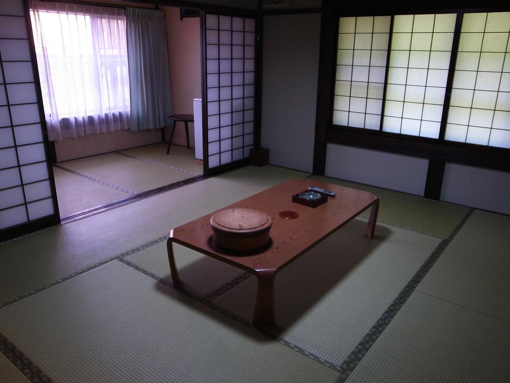 Ryokan Murayama Takayama  Exterior photo