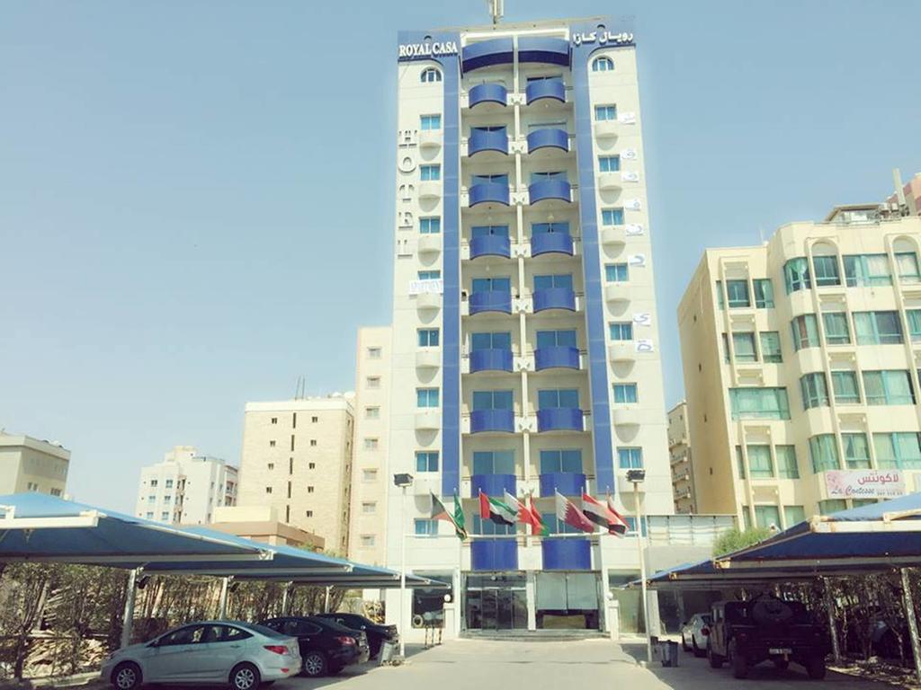 Royal Casa Aparthotel Salmiya Exterior photo