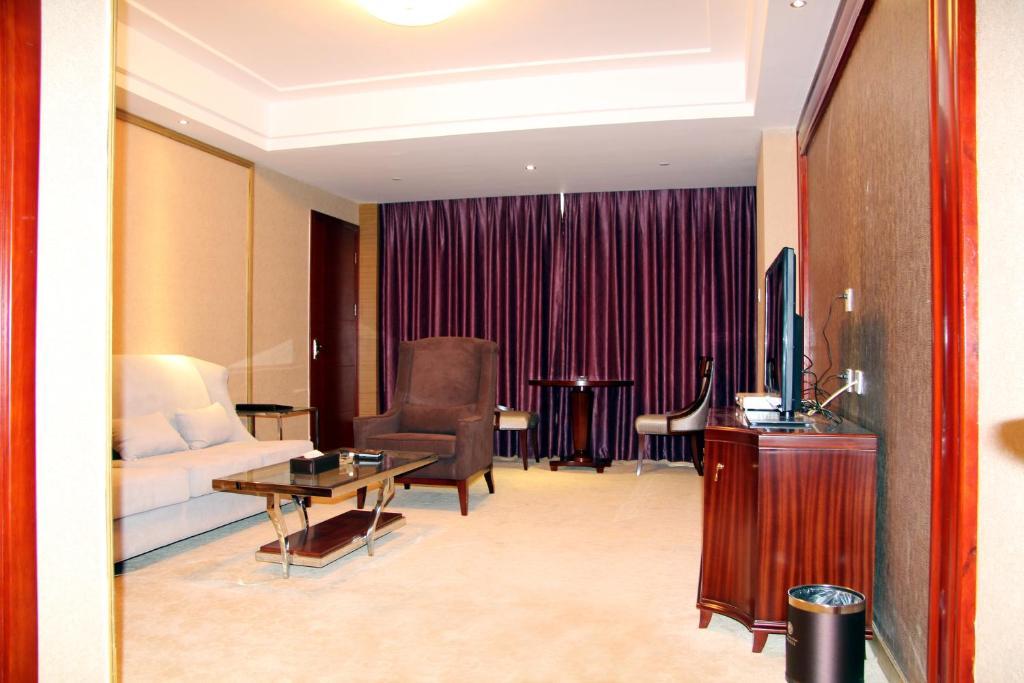 Zong Heng Hotel Kaili Room photo