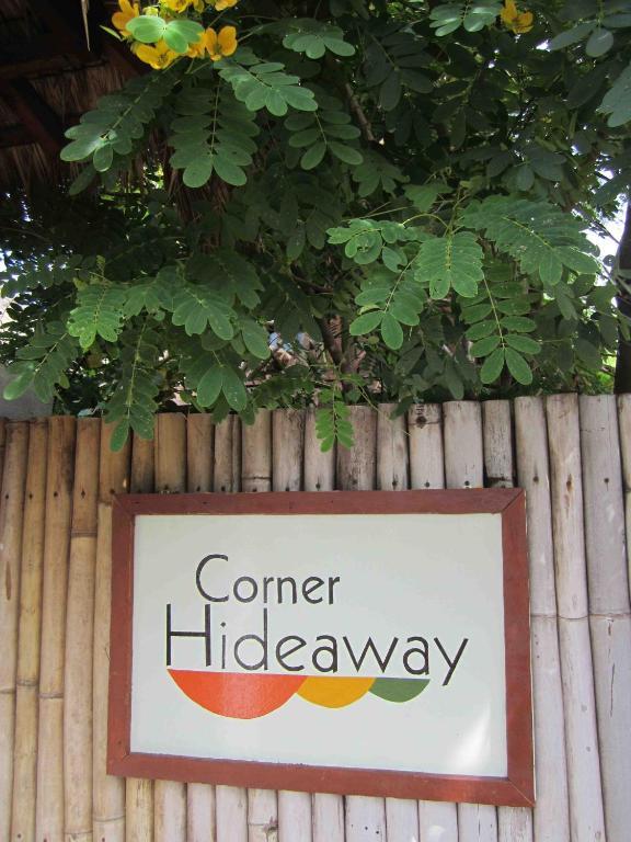 Corner Hideaway Bungalows Hotel Gili Trawangan Exterior photo